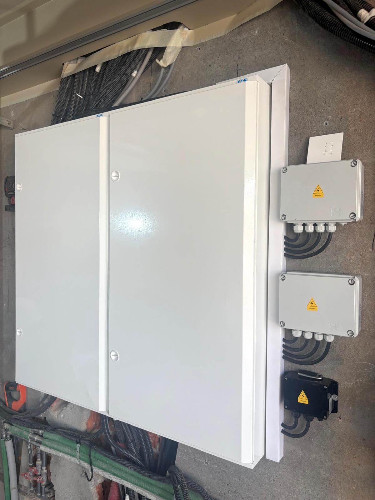 firma instalatii electrice electrician Bistrita - executie instalatii electrice